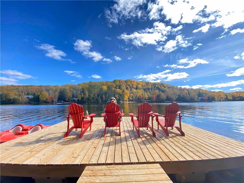 The Red Canoe Cottage