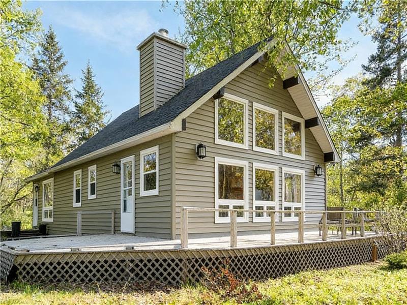 Family Memories - Cottage Steps From The Beach