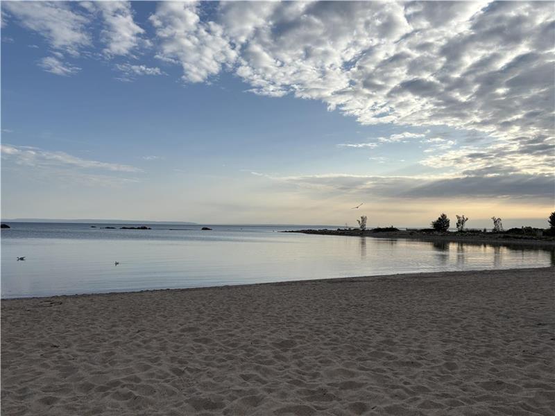 HOT TUB/Sauna Cove Beach Rental