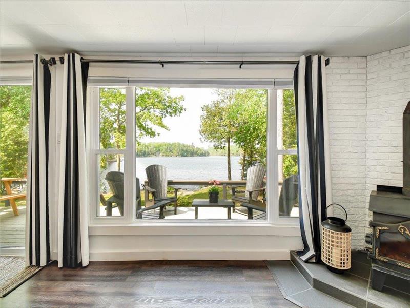 Chalet West Nibi | Bord de lac Wollaston + couchers de soleil à l'ouest