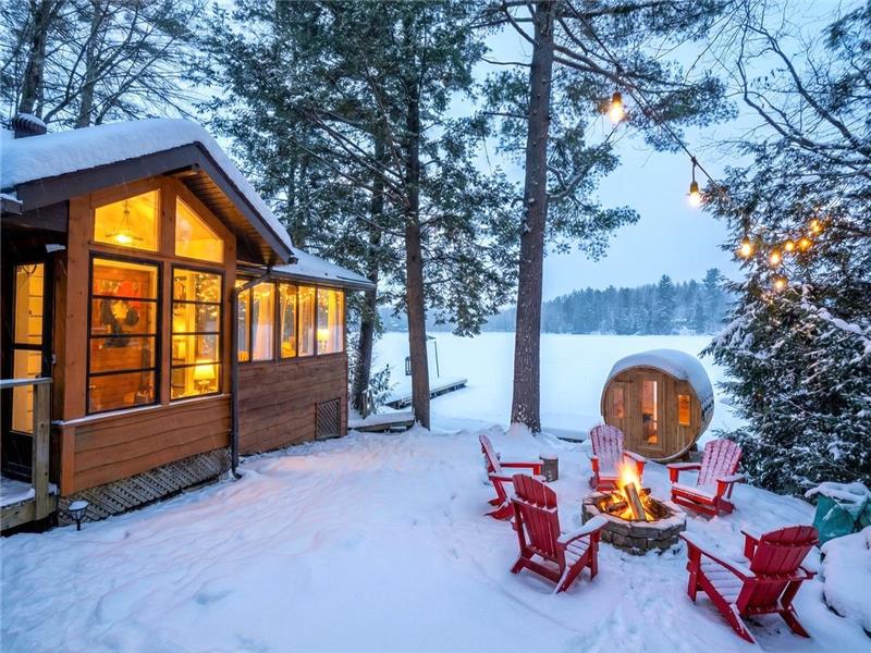 Muskoka Private Waterfront Cottage |Sauna | Skate