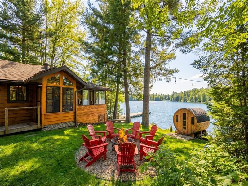 Muskoka Private Waterfront Cottage |Swim | Sauna | BBQ | Boardgame