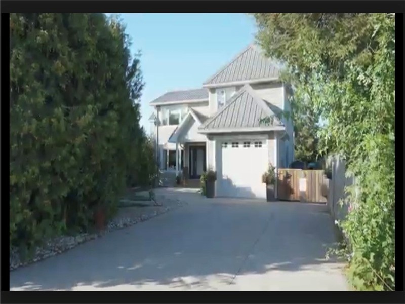 The VanHack's Summer House