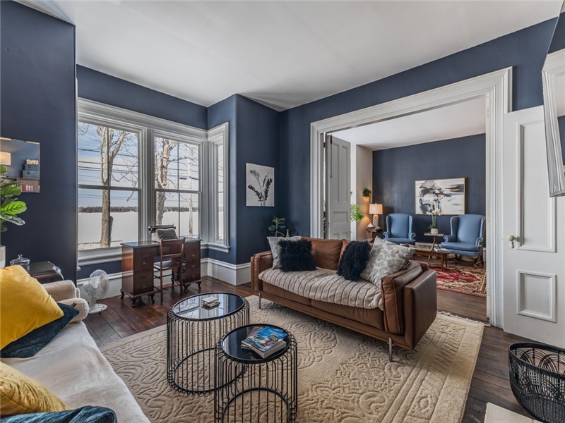 Wallace Bay Carriage House