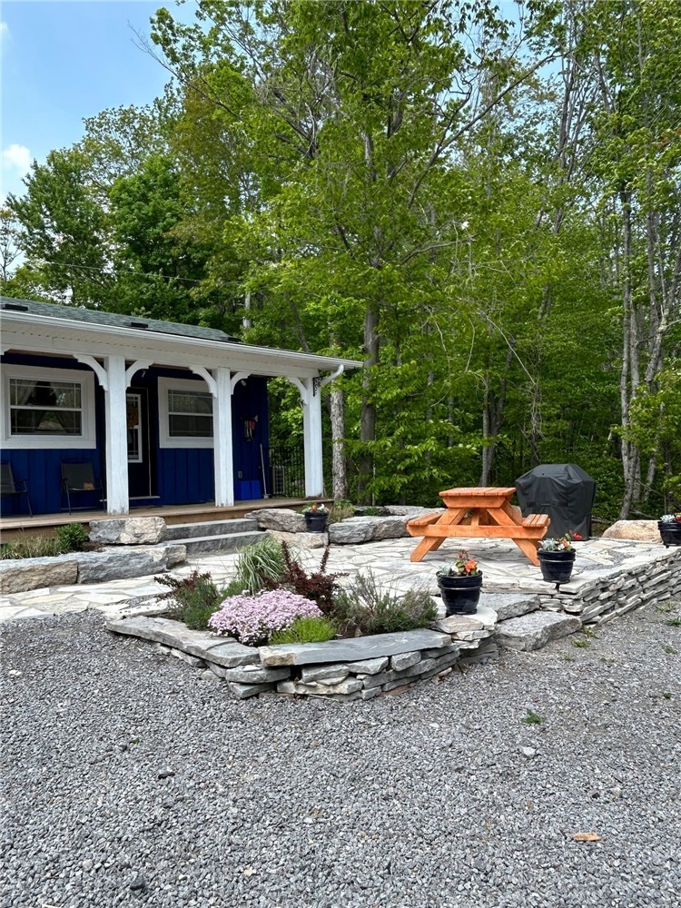 Cozy Getaway on Eels Lake