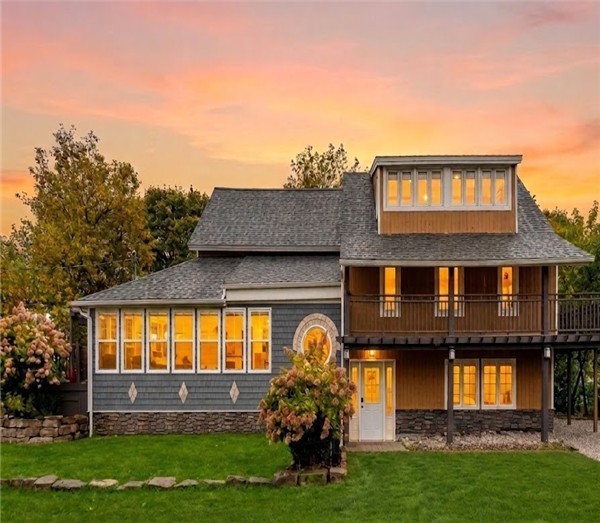 Tipsy Lobster - 4 Bedroom Coastal Home Steps to Parlee Beach