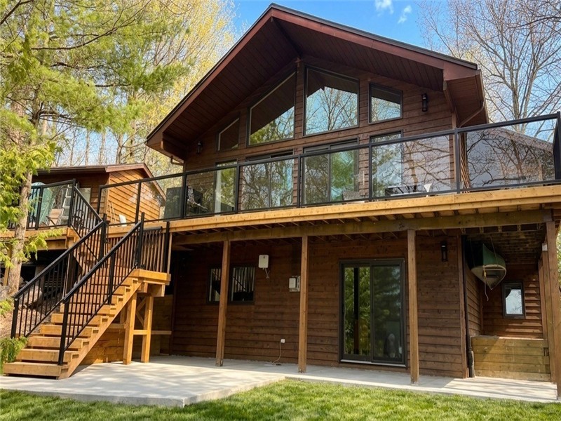 Vivian House - Port Severn Lakefront Cottage