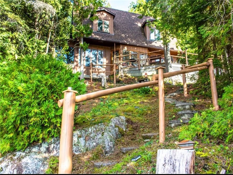 Perfect getaway cottage 50 minutes from Ottawa