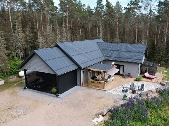 Luxury Country Retreat of 14 Acres