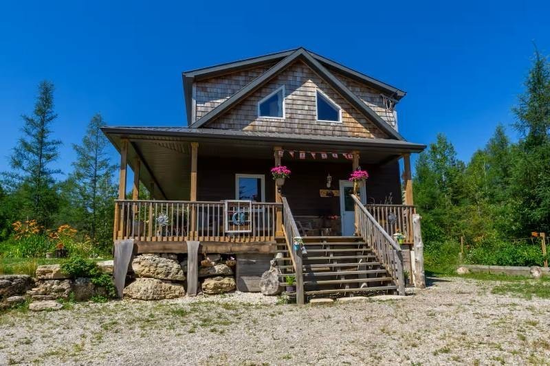 Sunny Meadow Retreat – Chalet 3 ch./2 sdb, Refuge au Lac Huron, au cœur de la Péninsule-Bruce