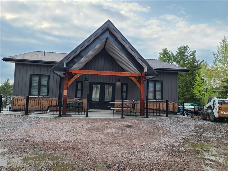 Water Front Cottage on the French River- 62 Jean St. Alban ON