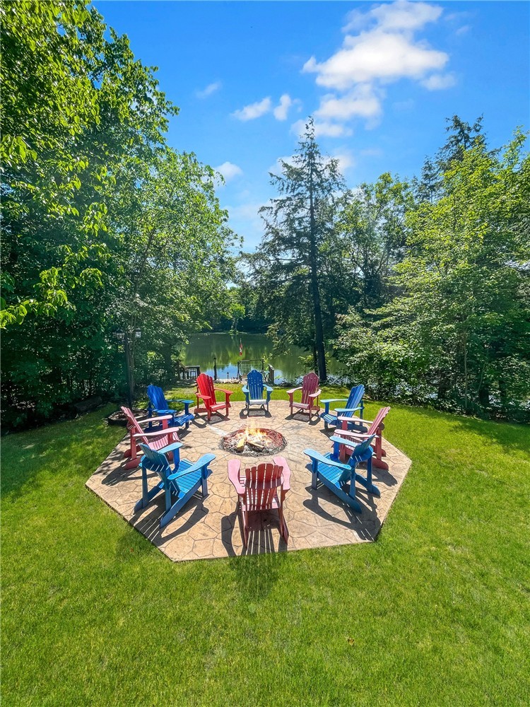 Big Rideau Lake Retreat | Kayaks | Hot tub | Dock