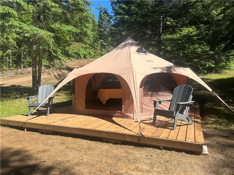 Fox Hollow Glamping Tent