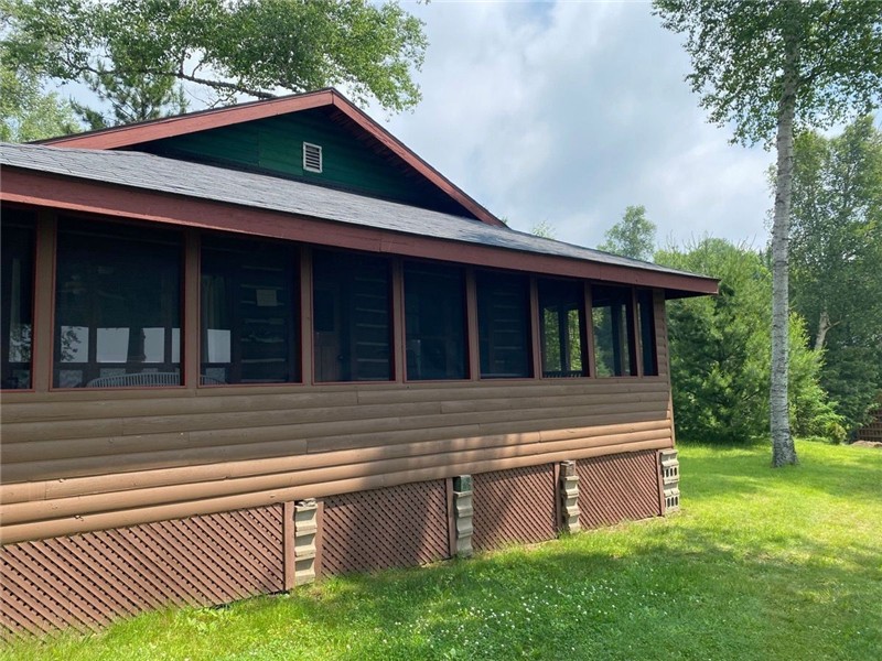 Hay Lake Cottages - On Algonquin Park's Quiet Side