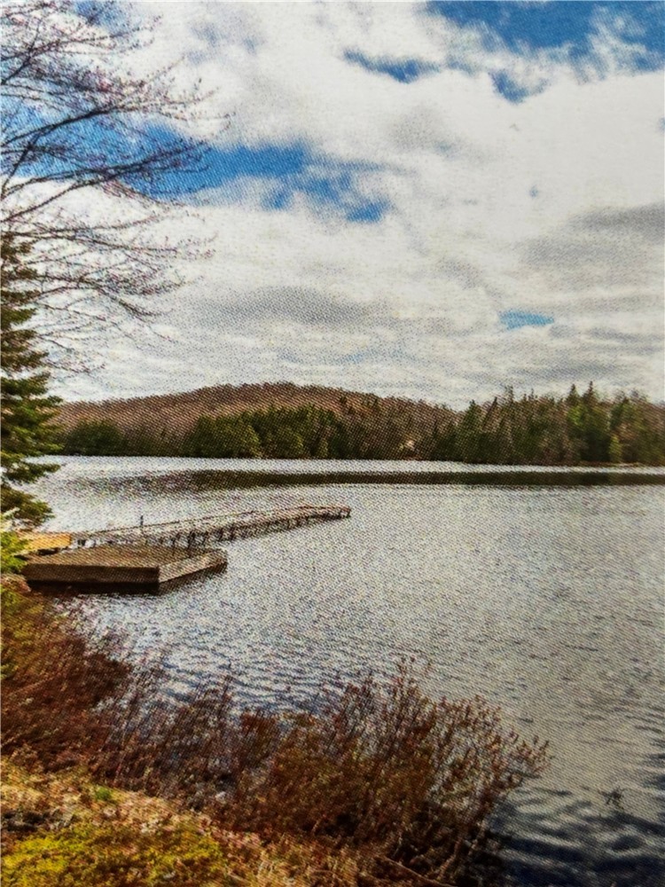 The Hitching Post on Bay Lake