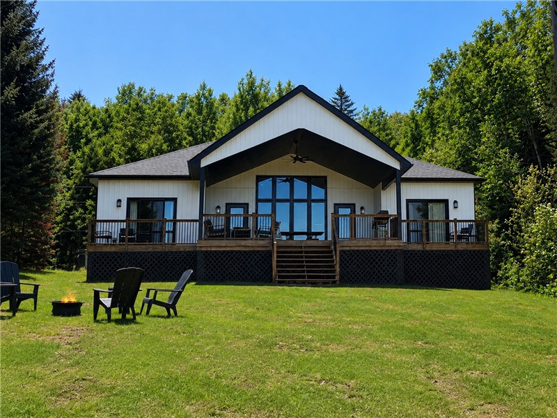 The Hideout on Cameron Lake