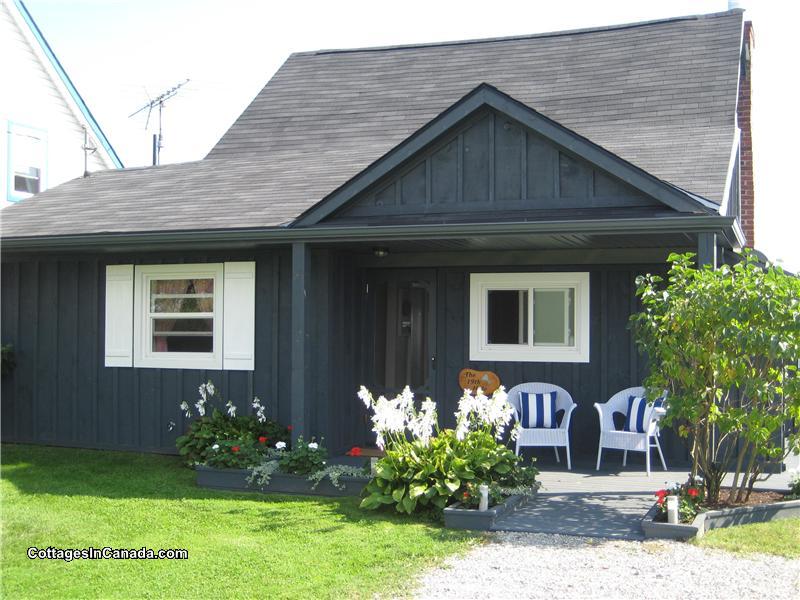 19th Hole. Recently renovated on Dunnville Cottage Rental DI9571