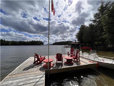 Waterfront Muskoka Cottage On Lake Rosseau Near Minett