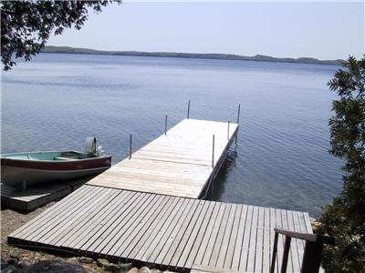 ** Twin Oaks Cottage Rentals on Skeleton Lake in Muskoka |  Quiet and Private Family Cottage **