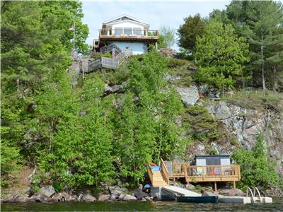 Charleston Lake Highland House