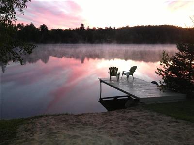 Chalet Lac McColgan - Chalet quatre saisons avec 255 pieds de front de mer priv (Max 4 adultes)