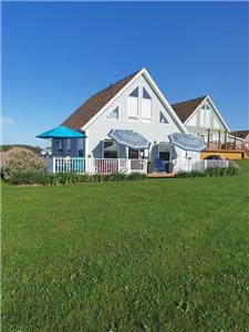 Dunes & Dreams Cottage (PEI Tourism****~ License# 2202136)