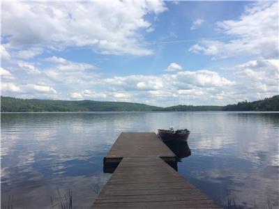 Calabogie Stone Cottage with Private Beach