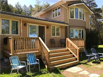 SUNSET SHORE PROPERTY RENTALS-BLAIRS GROVE BEAUTY- CHRISTMAS AND BRING IN THE NEW YEAR @ THE COTTAGE