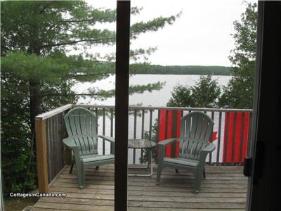 O'Malleys Escape - Paudash Lake - Booking Now for 2023