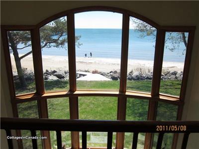 Nev a Lynn  - Waterfront Vacation Home with Private Beach (new listing)