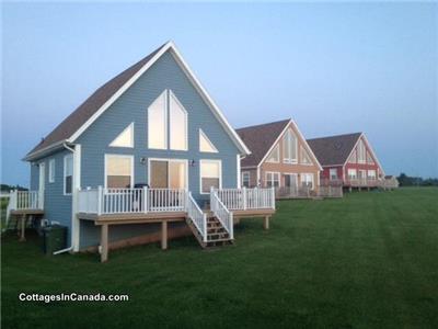 Cavendish Sunset Cottage. (Tourism PEI Operator License No. 220200)