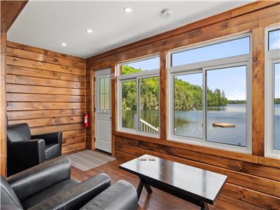 September/October- Beachside Modern cottage - A/C, WIFI