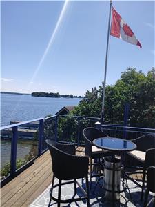 Red Dog Cottage  St Lawrence River Mainland