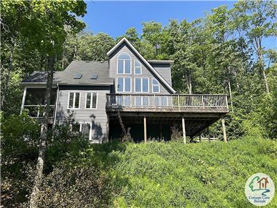 Miskwabi Lake - Your Family Vacation is important! Team CCR is here to help - Call 705-457-3306