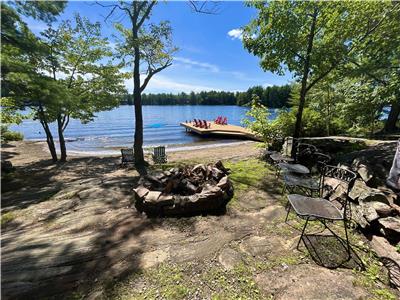 Beautiful Lakefront Muskoka Cottage, with Beach & Large Spacious Dock, Contact us to book,