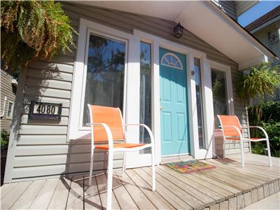 Beach Haven -Across from the Beach, walk to 2 waterfront parks -shops & restaurants