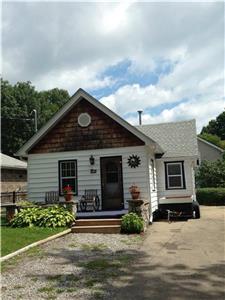 ** CRYSTAL BEACH COTTAGE* WIFI * PROCHE DE NIAGARA FALLS *  PIED DE LA PLAGE