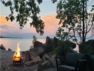 Benassi Beach Large Lakeview Vacation Rental Lake Erie (Dunnville Area)