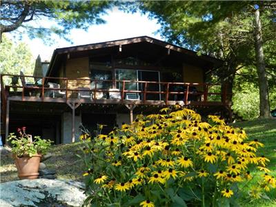 Lake Manitouwabing Retreat