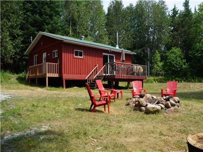 Cedar Wood Cabin at Madawaska River