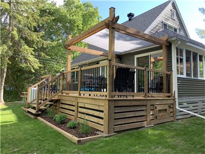 Calabogie Cottage with Lake Access, Tennis Court and proximity to Calabogie hiking trails
