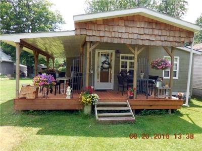 SHADY DECK LODGE, TURKEY POINT