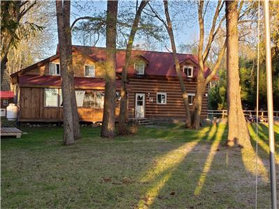 Wonder Beach - Muskoka Lakes