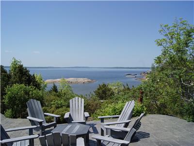 Spectacular Georgain Bay Cottage