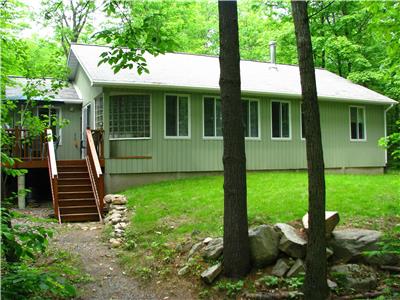 WHITE LAKE WATERFRONT COTTAGE - AMIK COTTAGE