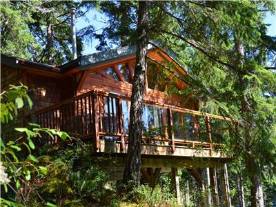 Cabin on the Cove, Quadra Island vacation rental, BC coast waterfront cabin