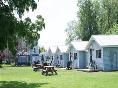 Cottages on Bay of Quinte, in Prince Edward County with Sandbanks Parks Pass