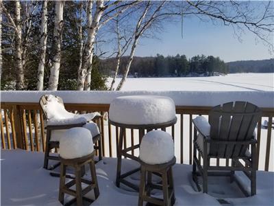 REDUCED RATES - SPRING & SUMMER BOOKINGS AVAILABLE NOW! - Sandy Maple Lakefront Cottage