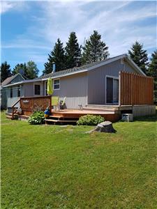 2 bdr. Cottage, Tidnish Beach, NS, Jackson's point, only weekly+ rentals, beautiful warm water beach