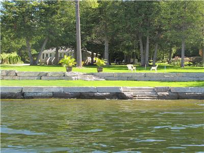 Newly Renovated Kawartha Lakes Waterfront Cottage for Rent on Pigeon Lake near Buckhorn, Ontario